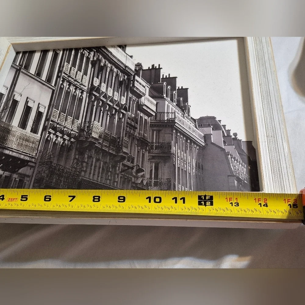 Elegant Black and White Cityscape Wall Art